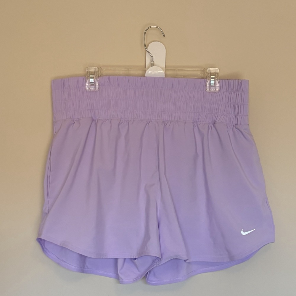 Nike Dri Fit Light Pastel Purple Activewear Running Workout Shorts Womens XL
